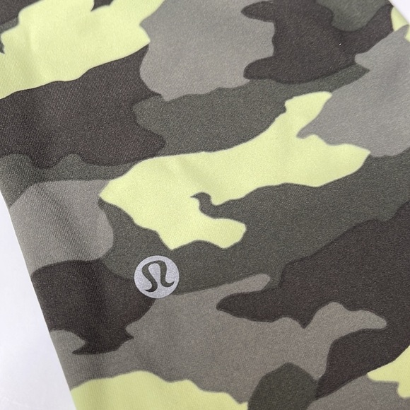 New Lululemon Swift Speed High-Rise Green Camo Running Tights Crop 21" - Picture 8 of 8